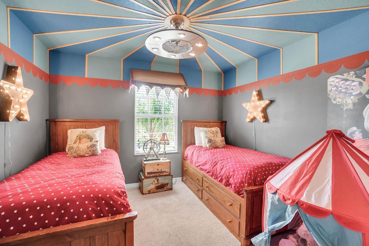 Gorgeous Custom 6Bd Hm Loaded With Amenities Themed Rooms, Private Pool Davenport Exteriér fotografie